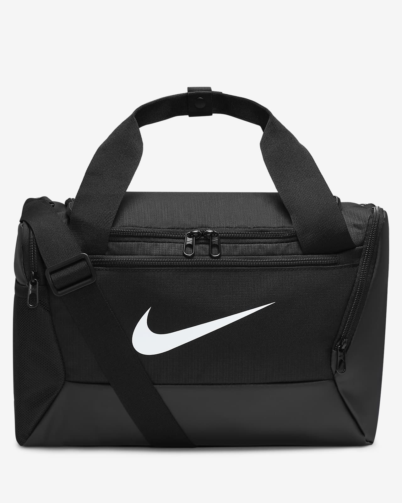 Schep schelp leider Nike Brasilia 9.5 Training Duffel Bag (Extra-Small, 25L). Nike ID