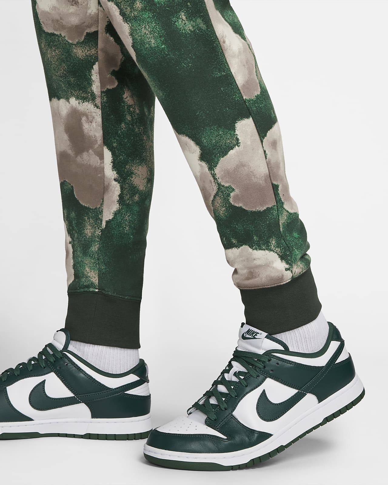 Joggers de tejido Fleece para hombre Nike Sportswear Club. Nike.com