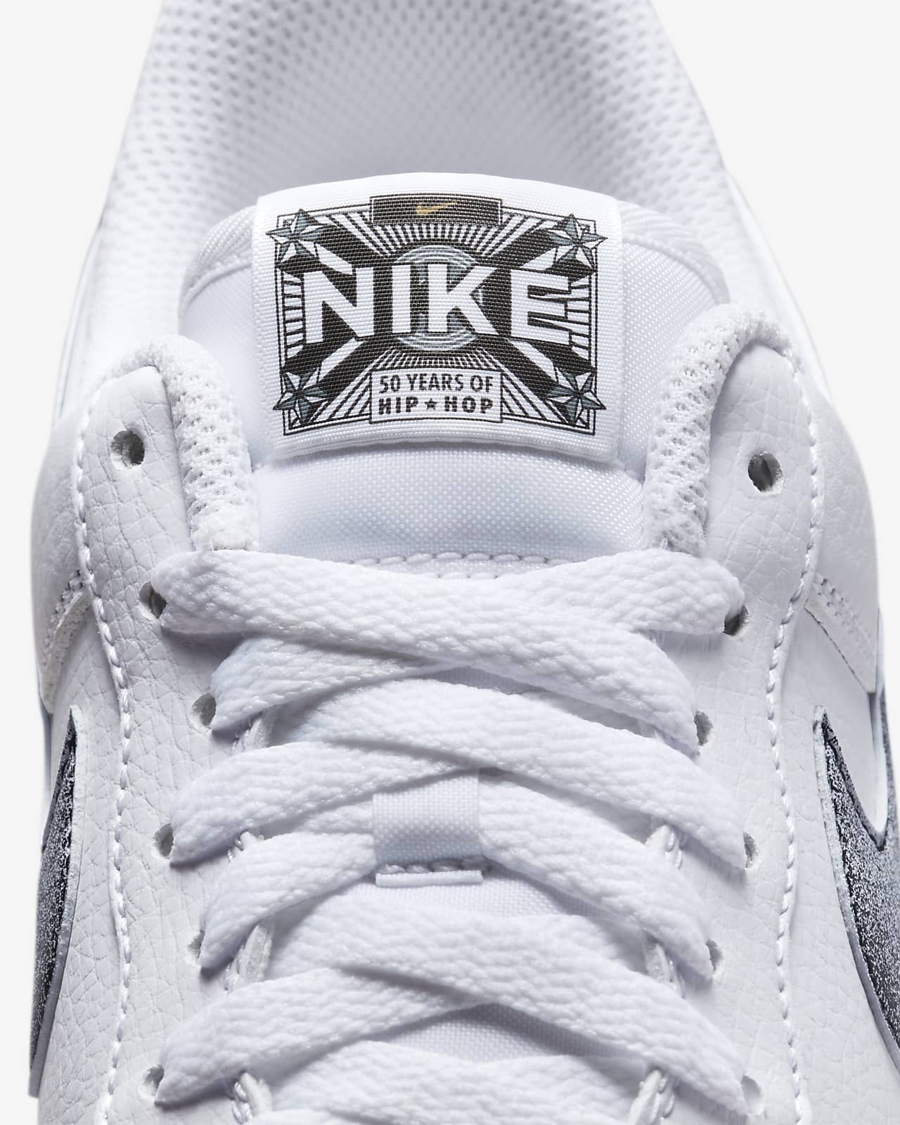 Nike Men's Air Force 1 '07 LX Sneaker