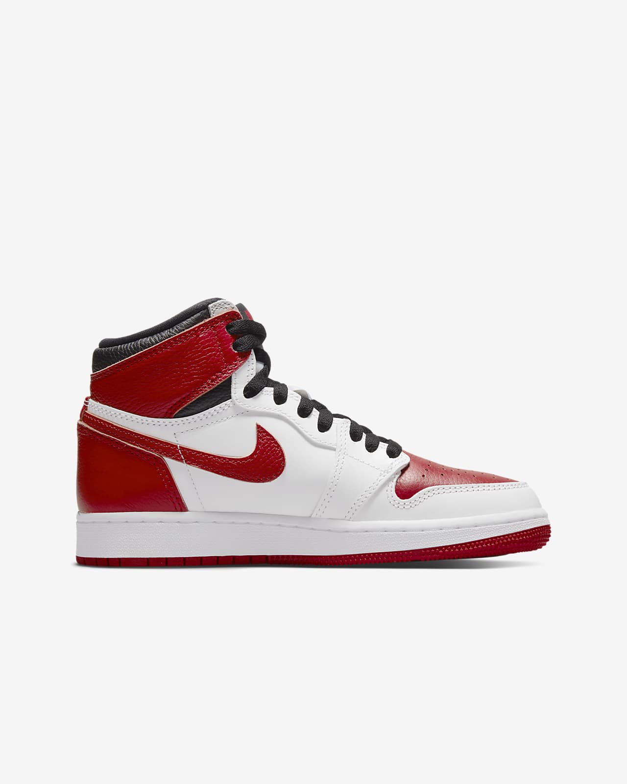 red nike shoes high tops