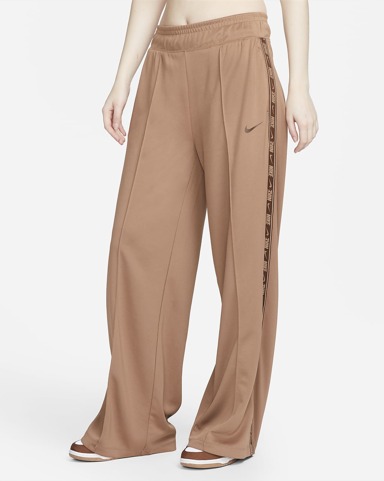 wide leg nike trousers