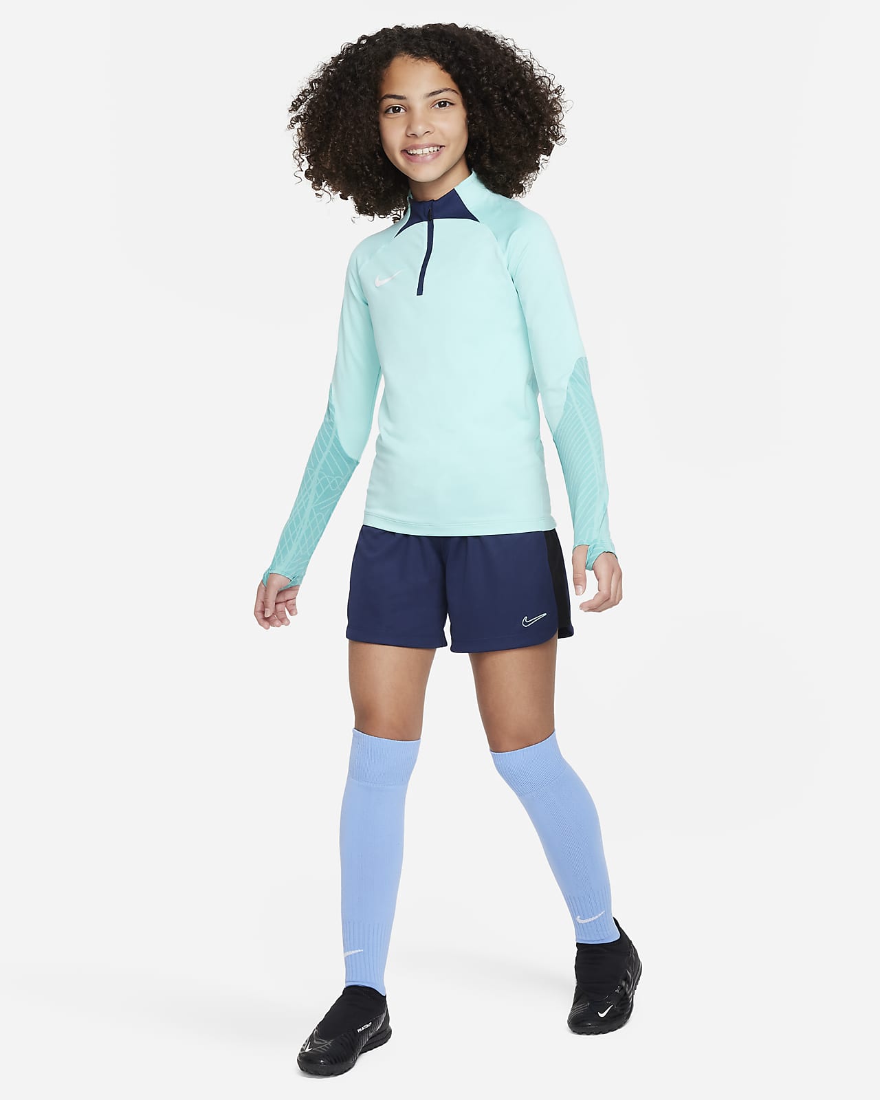 Nike Dri-FIT Academy 23 Older Kids' (Girls') Football Shorts. Nike LU