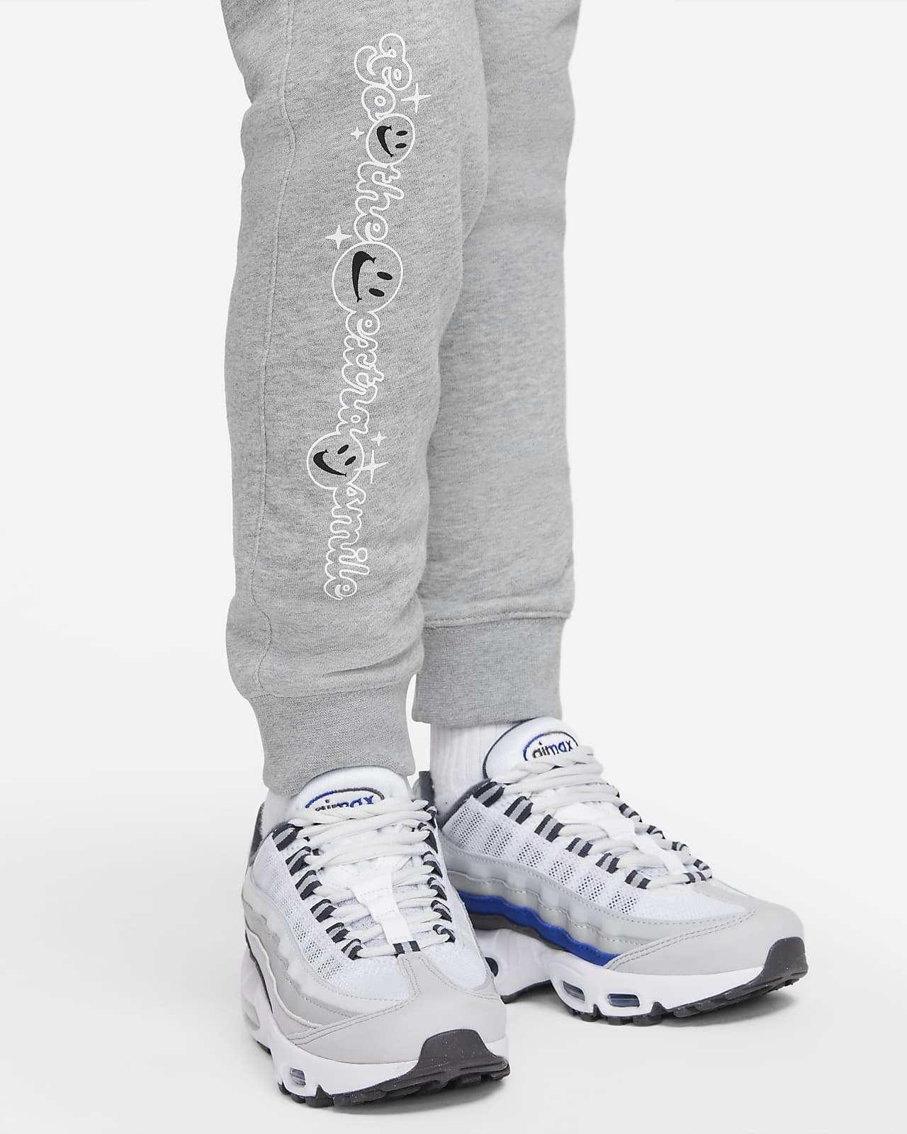 nike club joggers boys