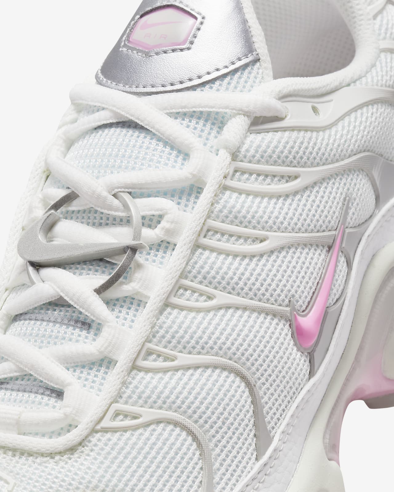 Chaussures Air Max Plus TN Blanches pour Femme. Nike LU