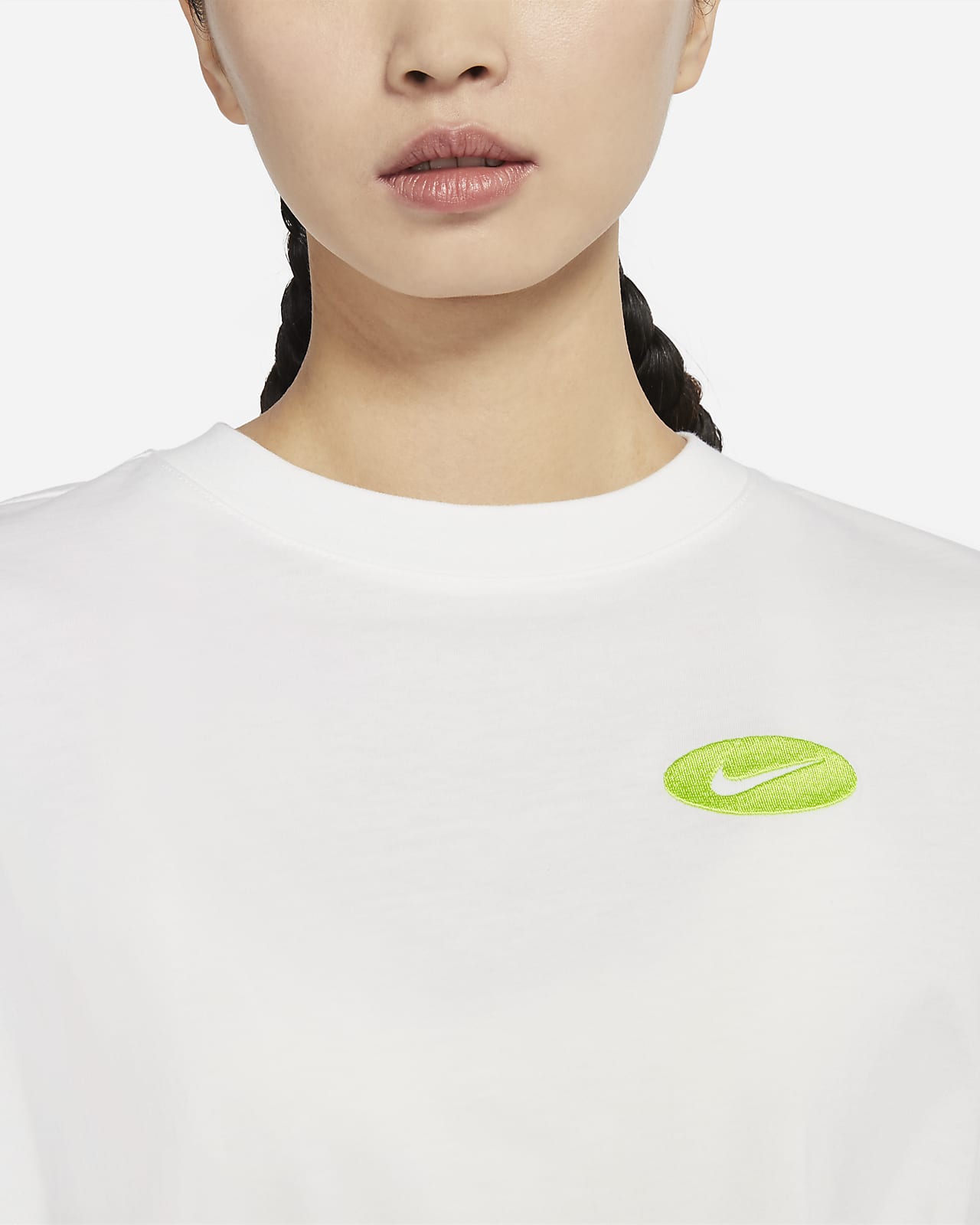 Nike Sportswear Icon Clash Older Kids' (Girls') T-Shirt. Nike ID