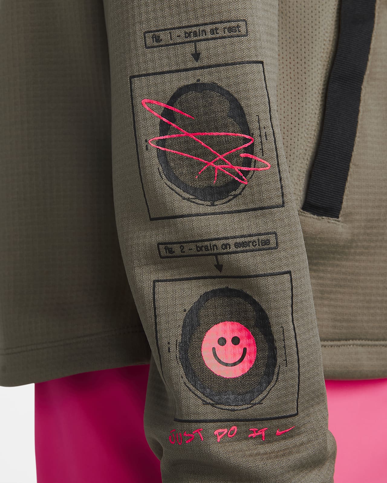 Nike Windrunner D.Y.E. Men's Running Jacket. Nike IE