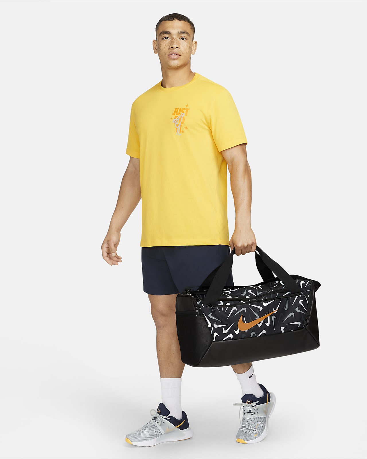 Nike Unisex Brasilia Printed Duffel Bag (Small,41L) - Iron Grey, Men's  Fashion, Bags, Briefcases on Carousell