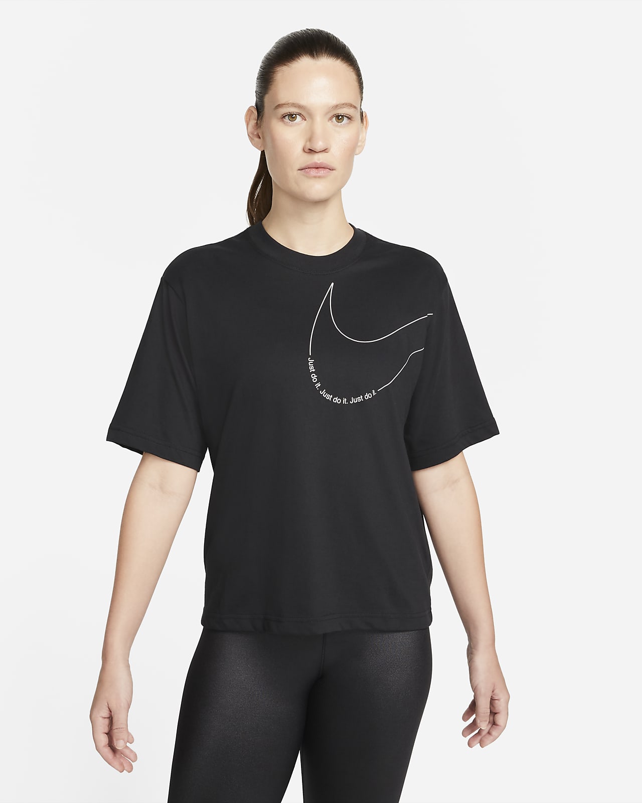 Nike Dri-FIT Women's Boxy Training T-Shirt. Nike GB