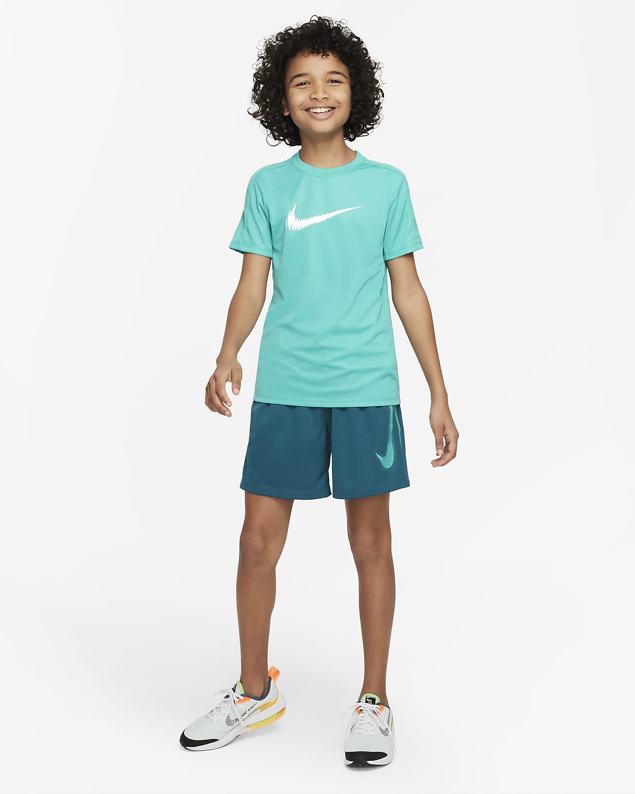 Interacción Curiosidad Mayor Shorts de entrenamiento con gráfico Dri-FIT para niño talla grande Nike  Multi. Nike.com