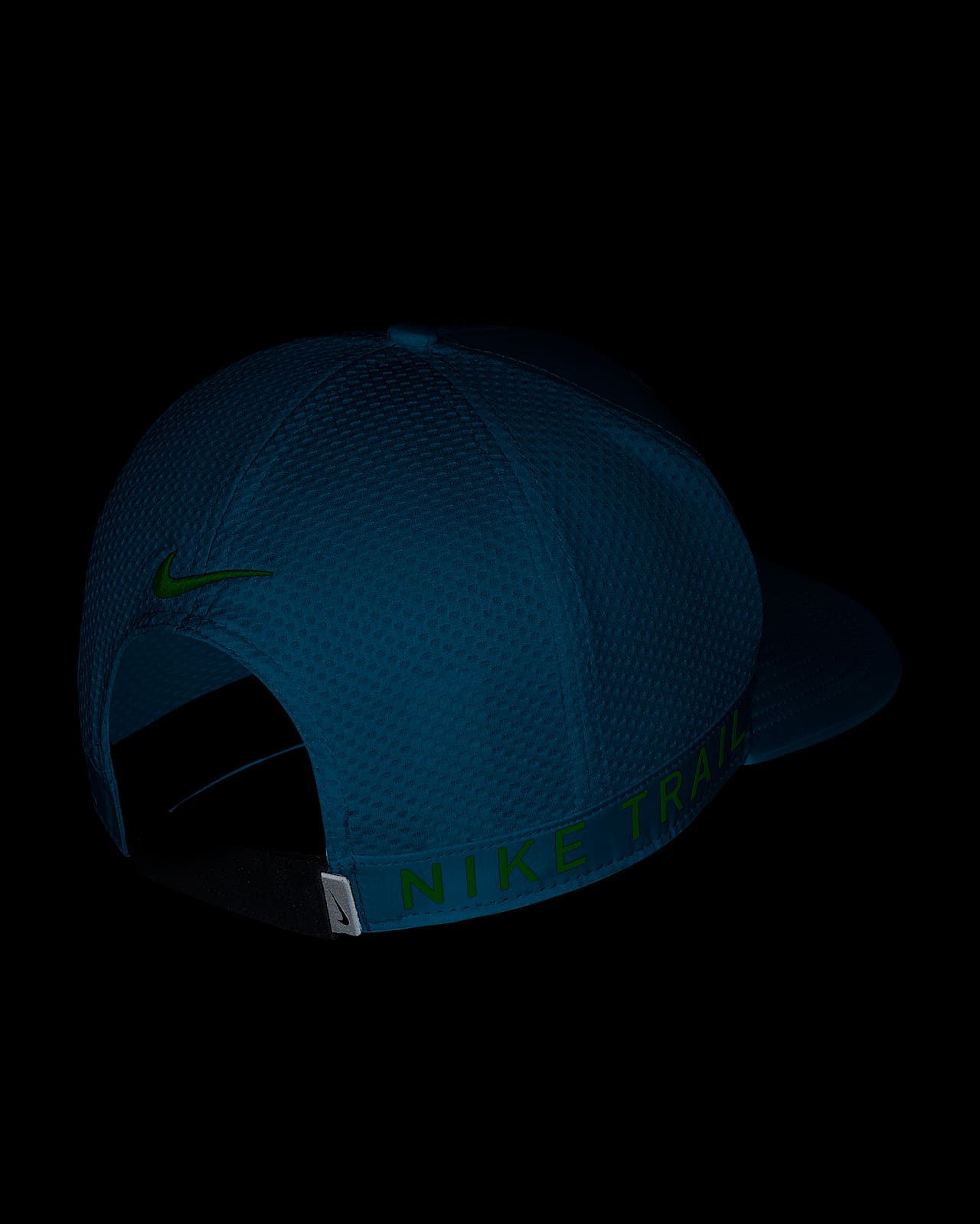 nike dri fit trail cap