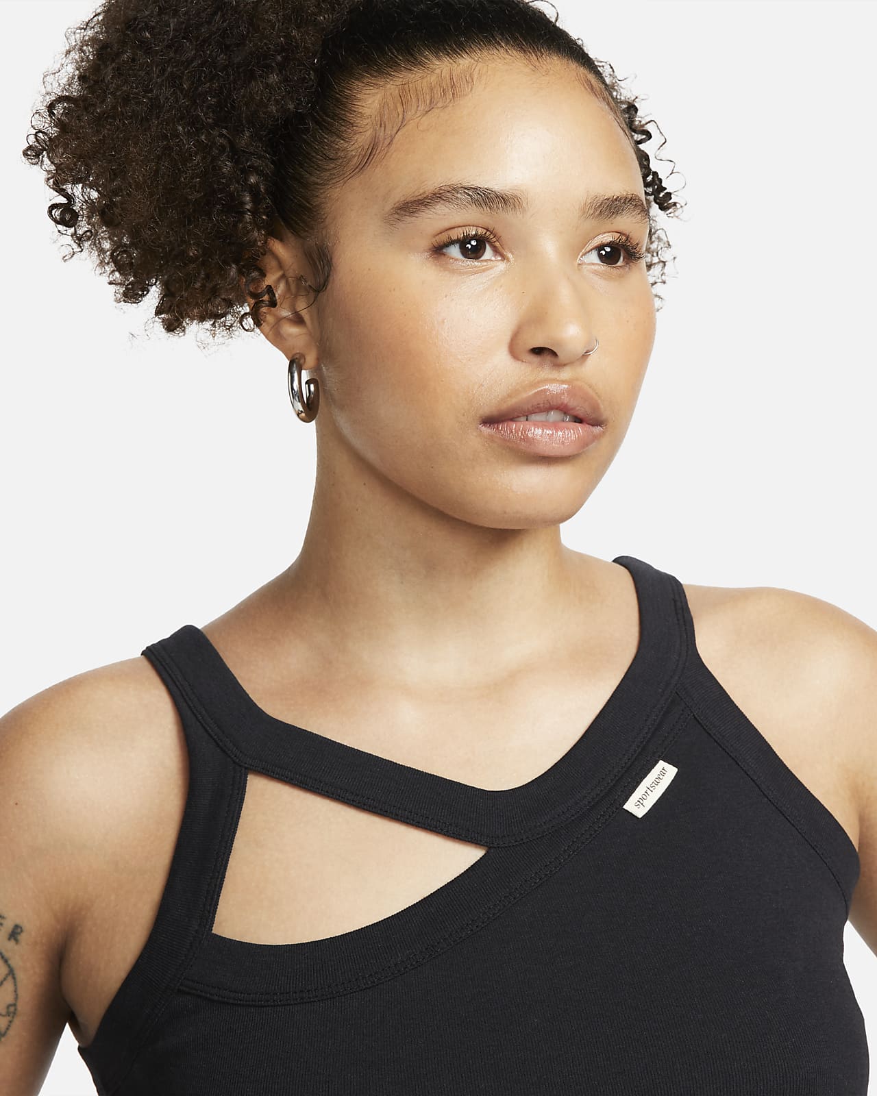 Where can i buy this tank top? : r/Nike