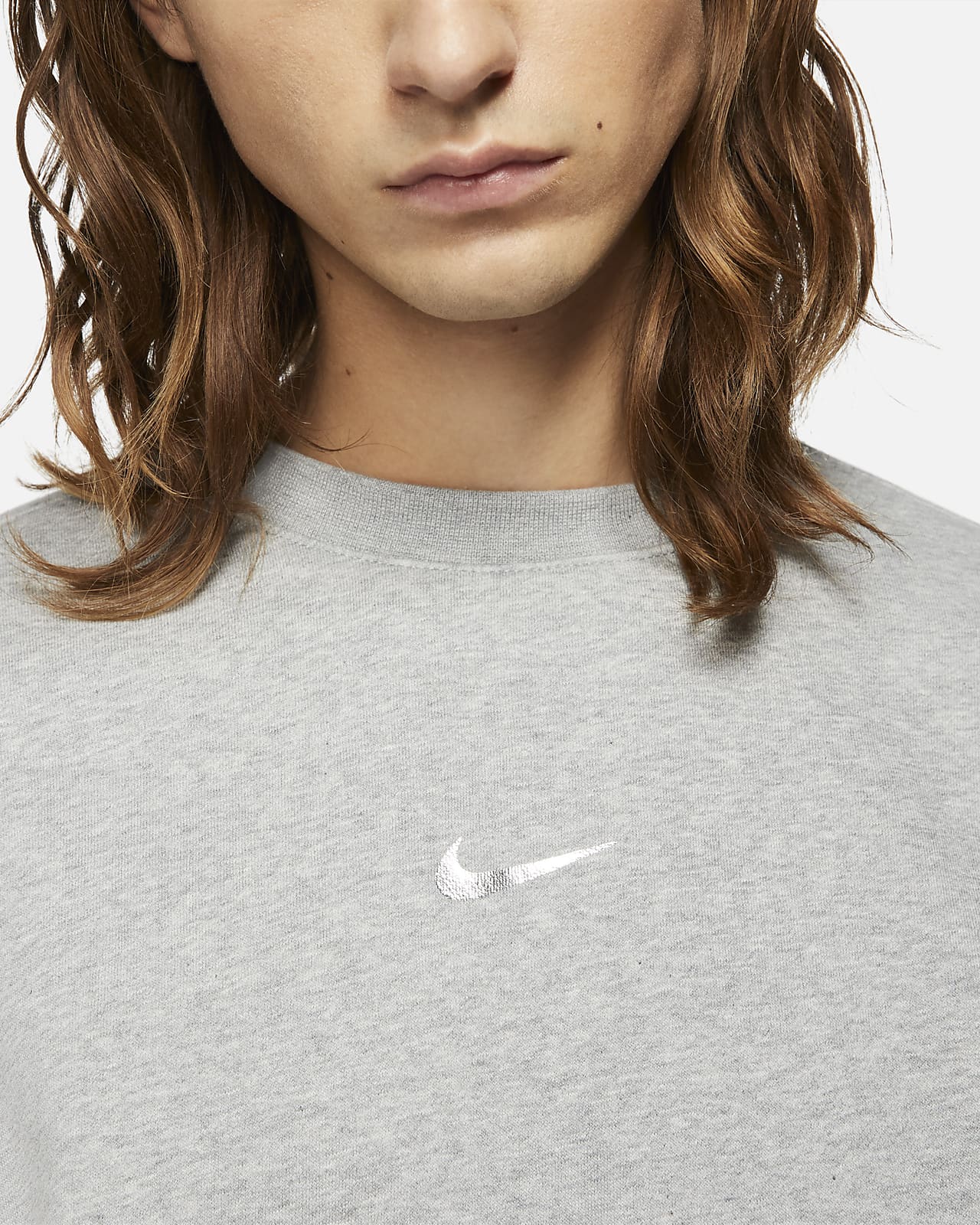 nike swoosh crew
