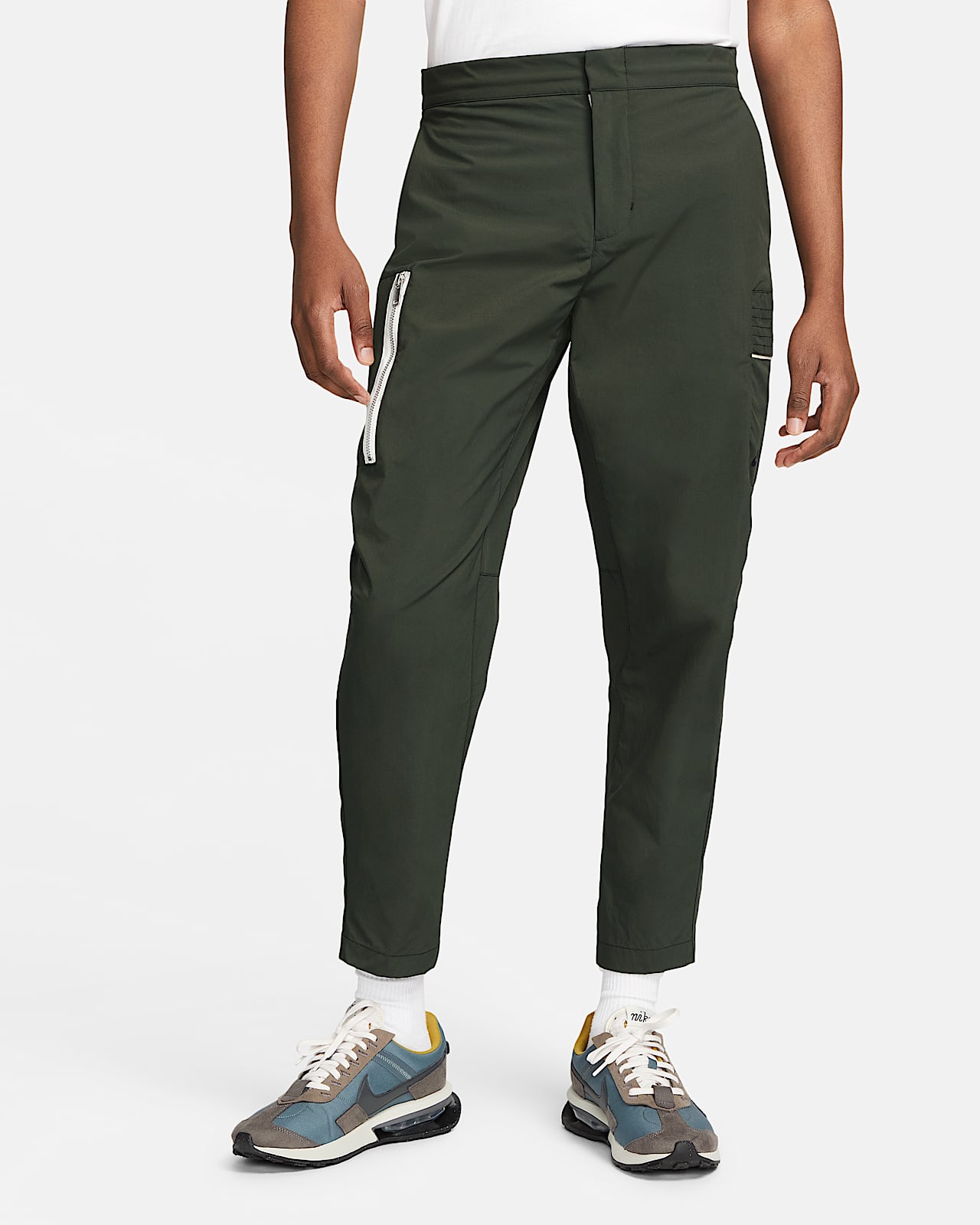 Nike Sportswear Style Essentials Men's Utility Trousers. Nike NL