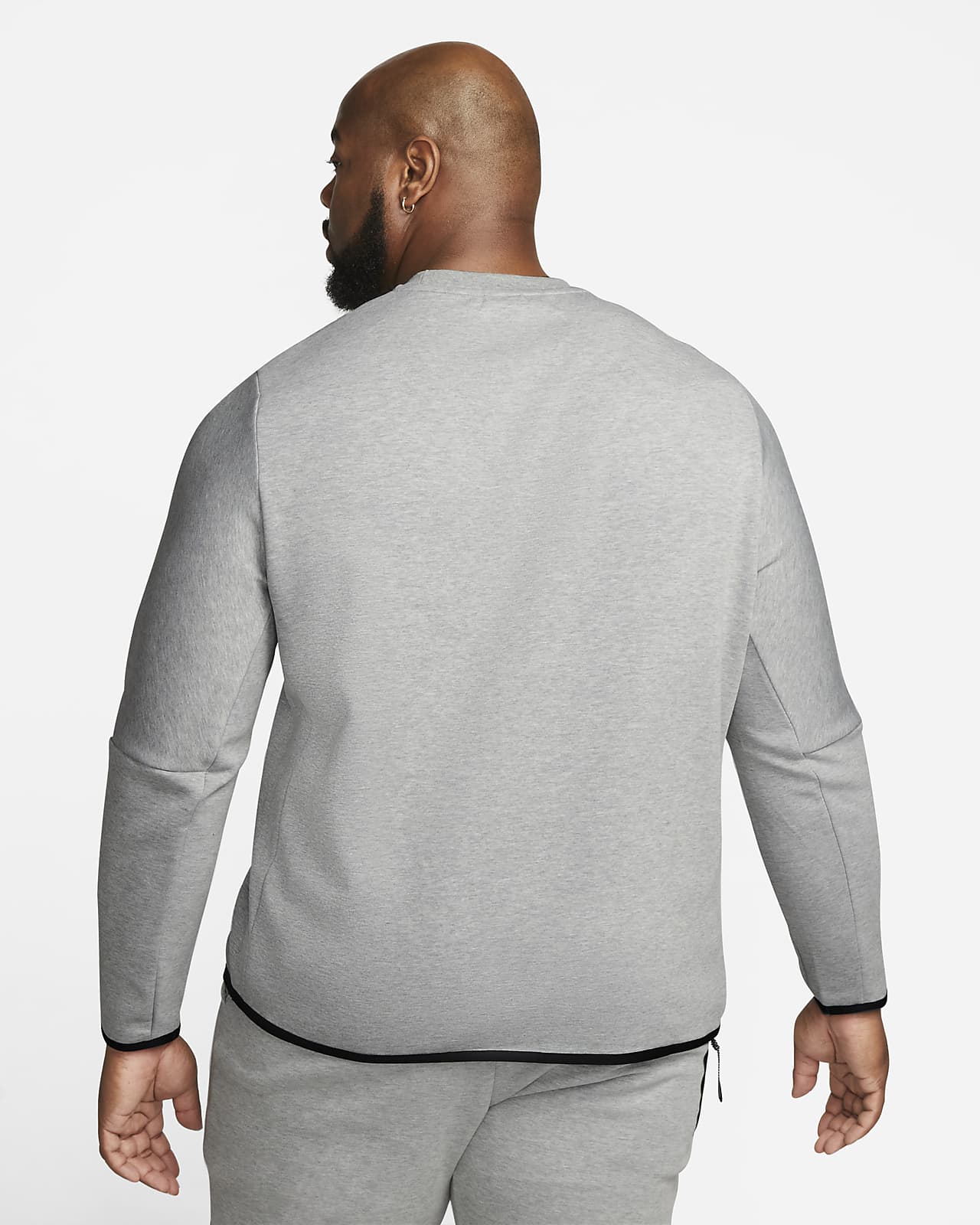 nike tech fleece crew neck sweat in grey