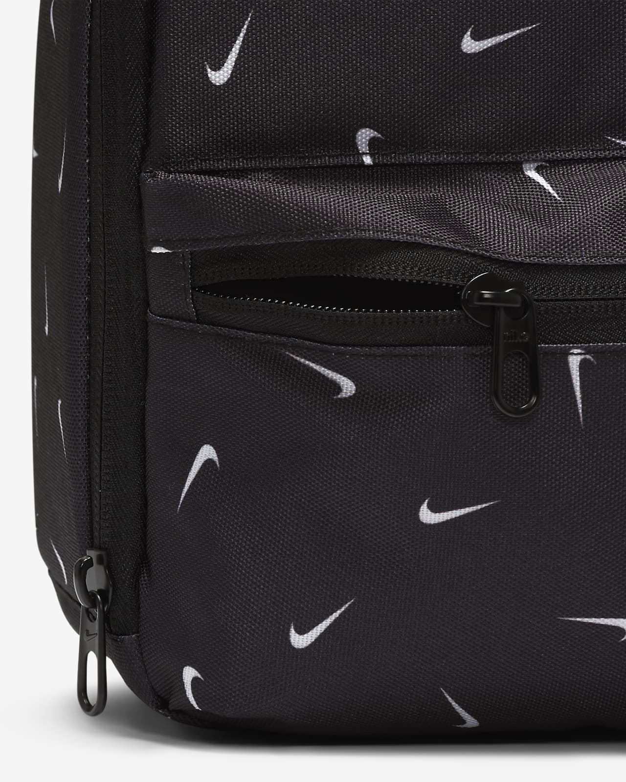 Nike insulated 2025 fuel pack