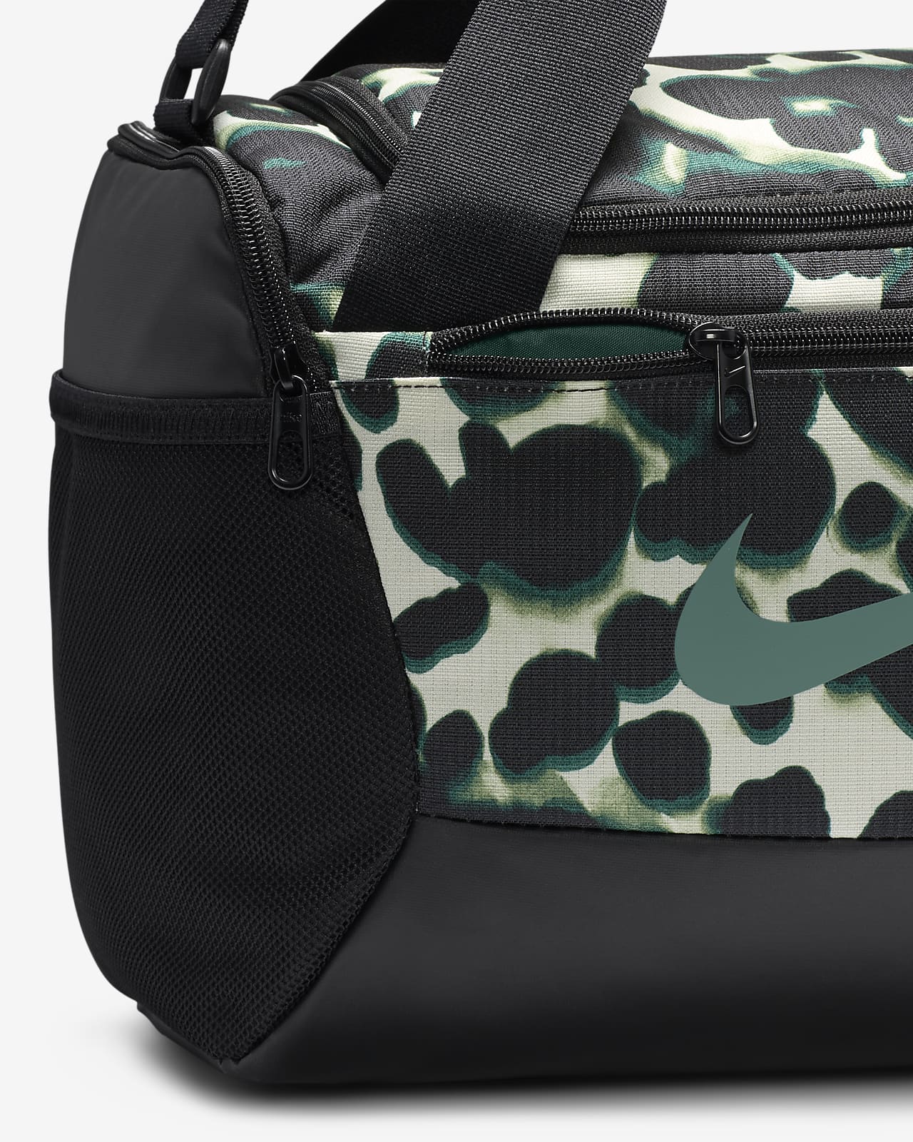 Nike Golf Brasilia Training Duffle Bag (60L) - Wholesale T-Shirts, Blank  Apparel and Accessories