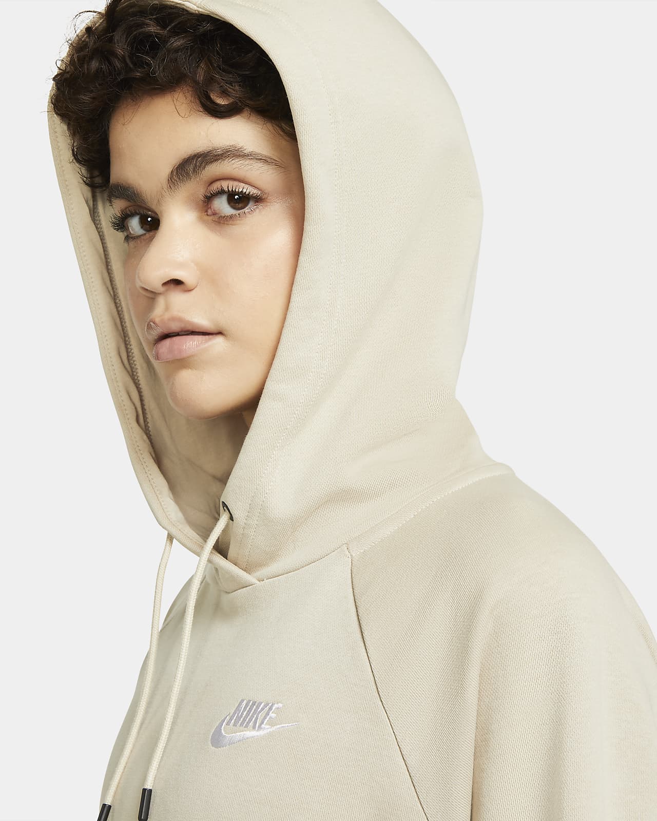 nike nsw essential fleece