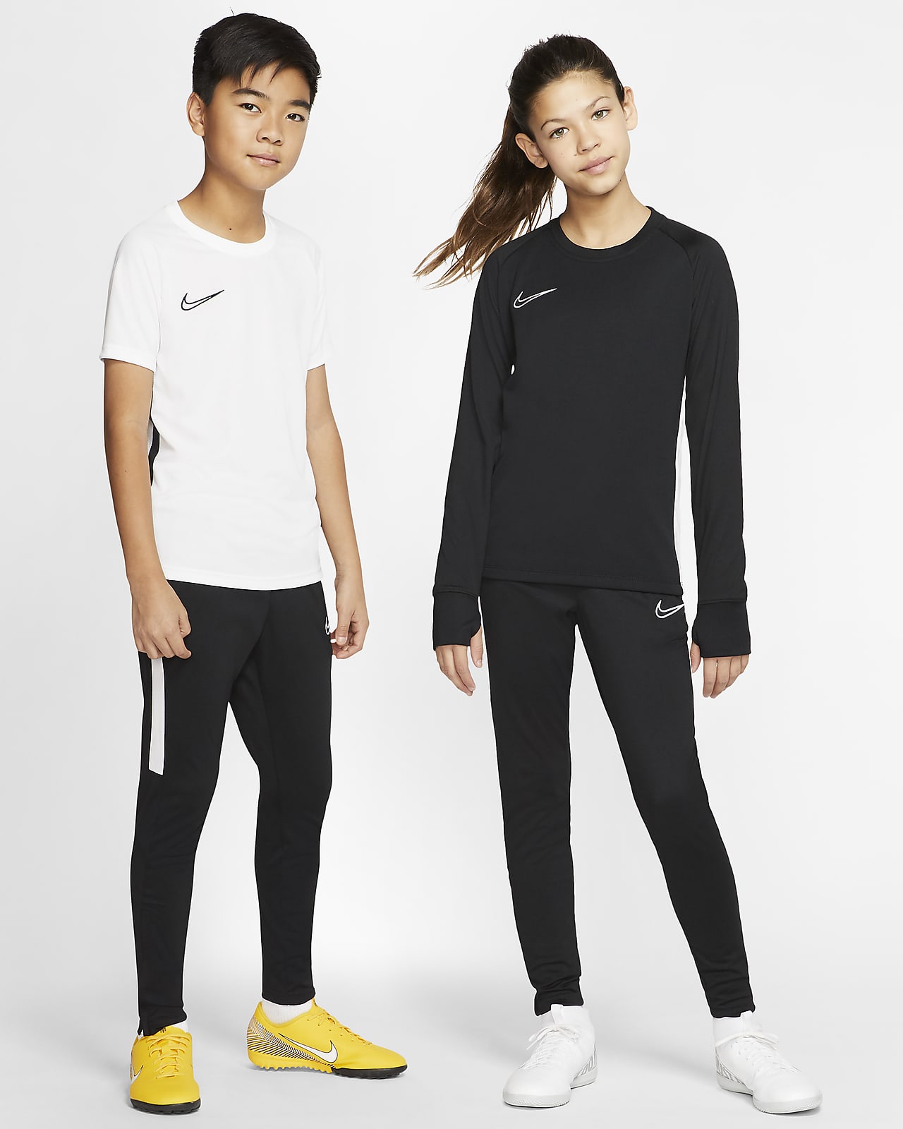 Pantalones de fútbol para niños talla grande Nike Dri-FIT Academy. Nike.com