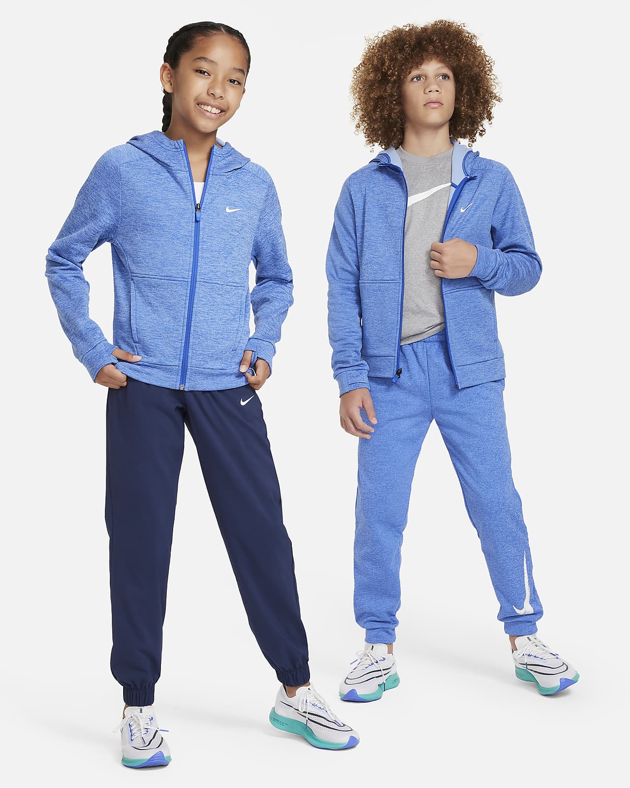 nike tracksuit therma