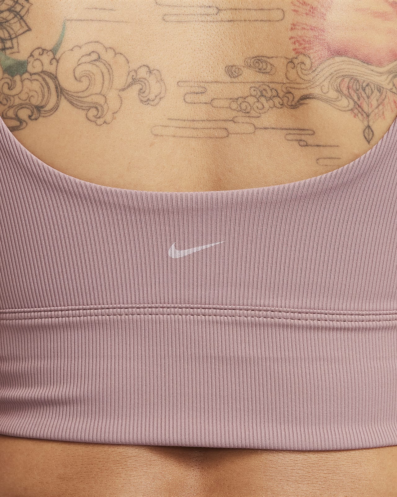 Nike Zenvy lange sport-bh met vulling en lichte ondersteuning