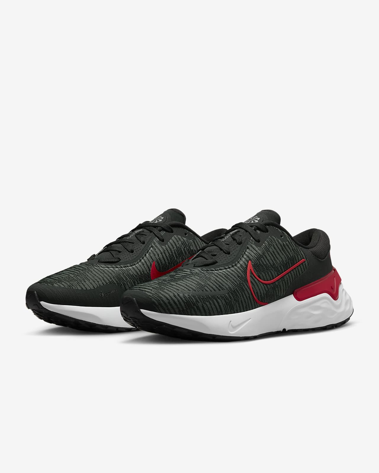 靴/シューズNIKE renew ランニングシューズ - スニーカー