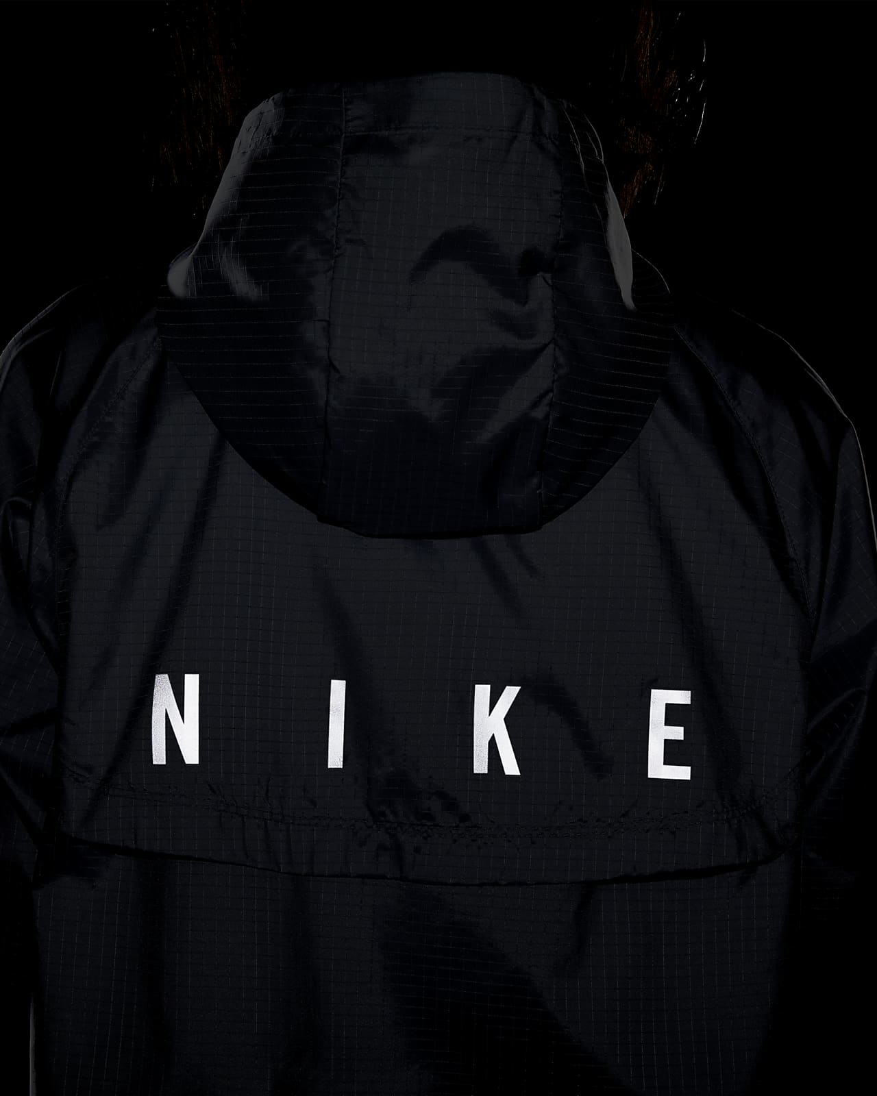 nike essential women's running jacket