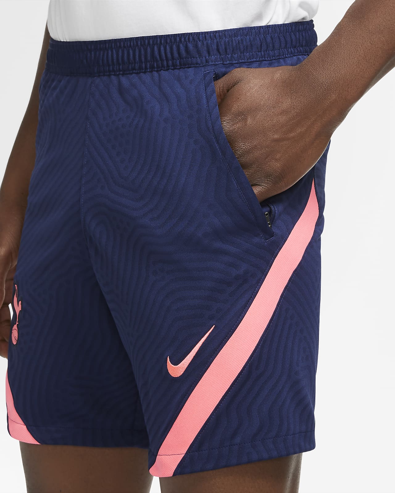 tottenham nike shorts