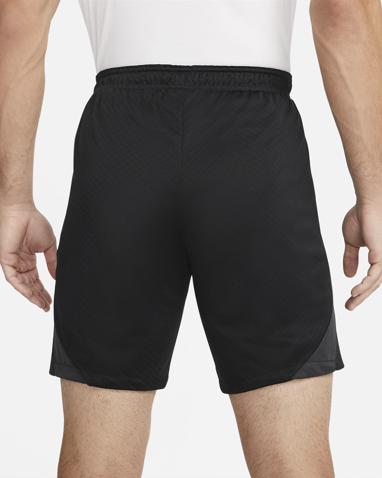 Nike Dri-FIT Strike Pantalón corto fútbol - Hombre. Nike