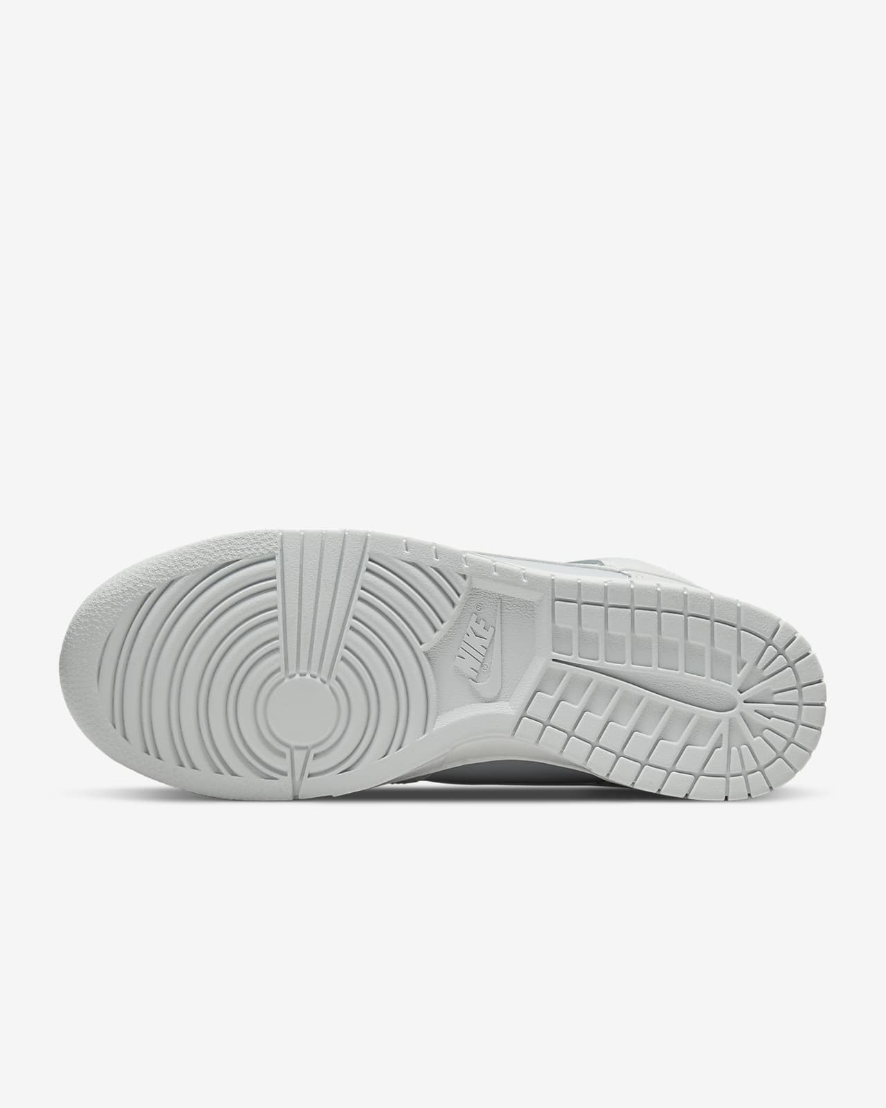 classic nike shoes