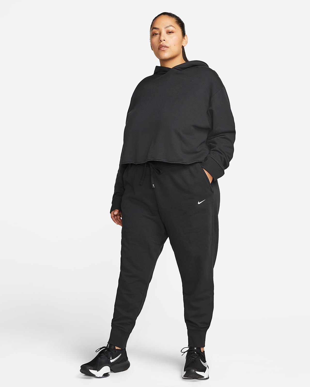 Pantalones de entrenamiento para mujer (talla grande) Nike Dri-FIT Get Fit.  Nike.com