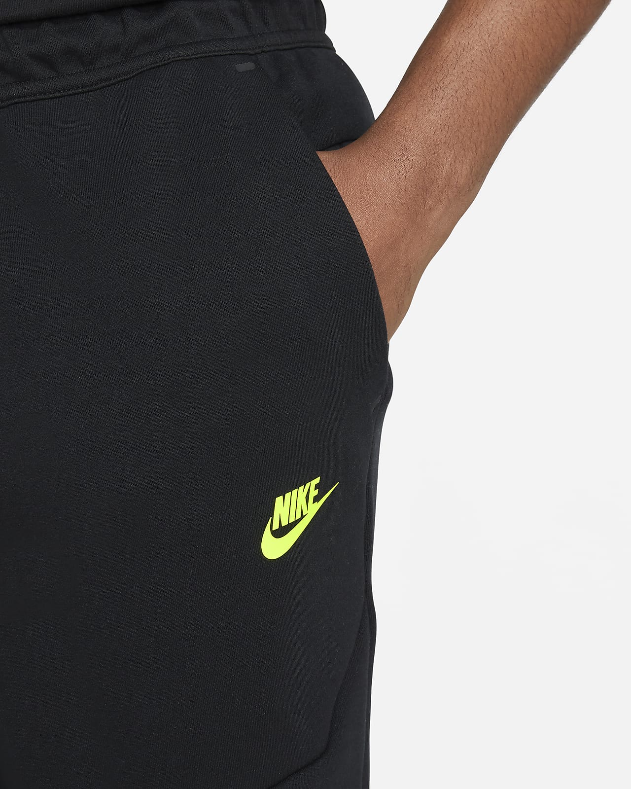 nike mens joggers fleece