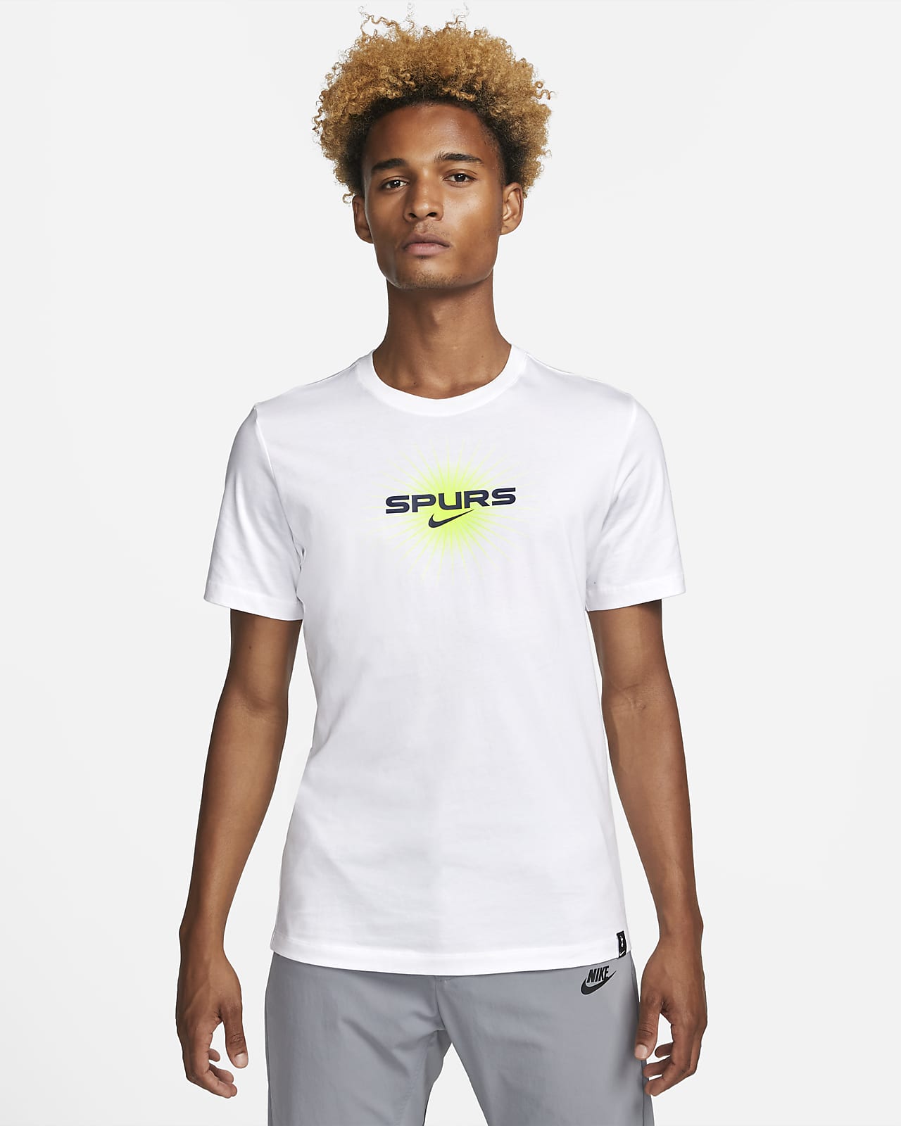 Kwijting naaimachine Zorgvuldig lezen Tottenham Hotspur Voice Men's Soccer T-Shirt. Nike.com