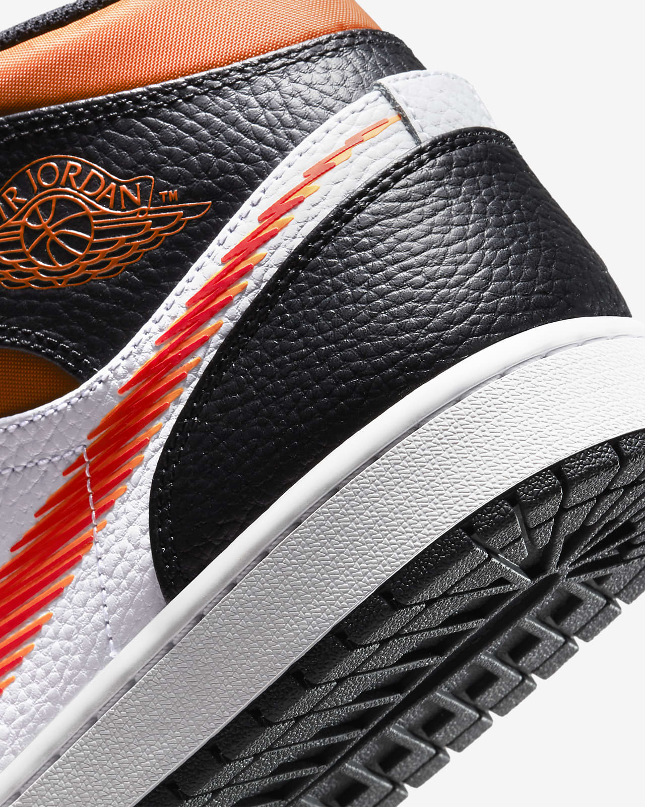 Chaussure Air Jordan 1 Mid pour Homme. Nike CA Chaussure Air Jordan 1 Mid pour Homme. Nike CA