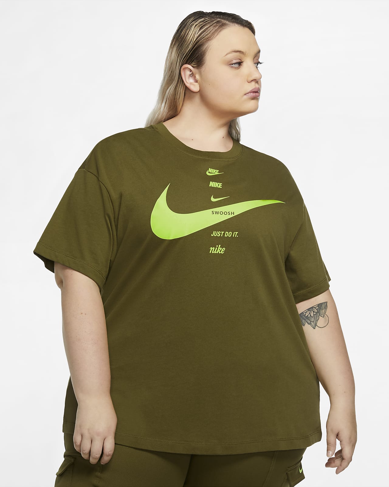 women's plus size nike t shirts