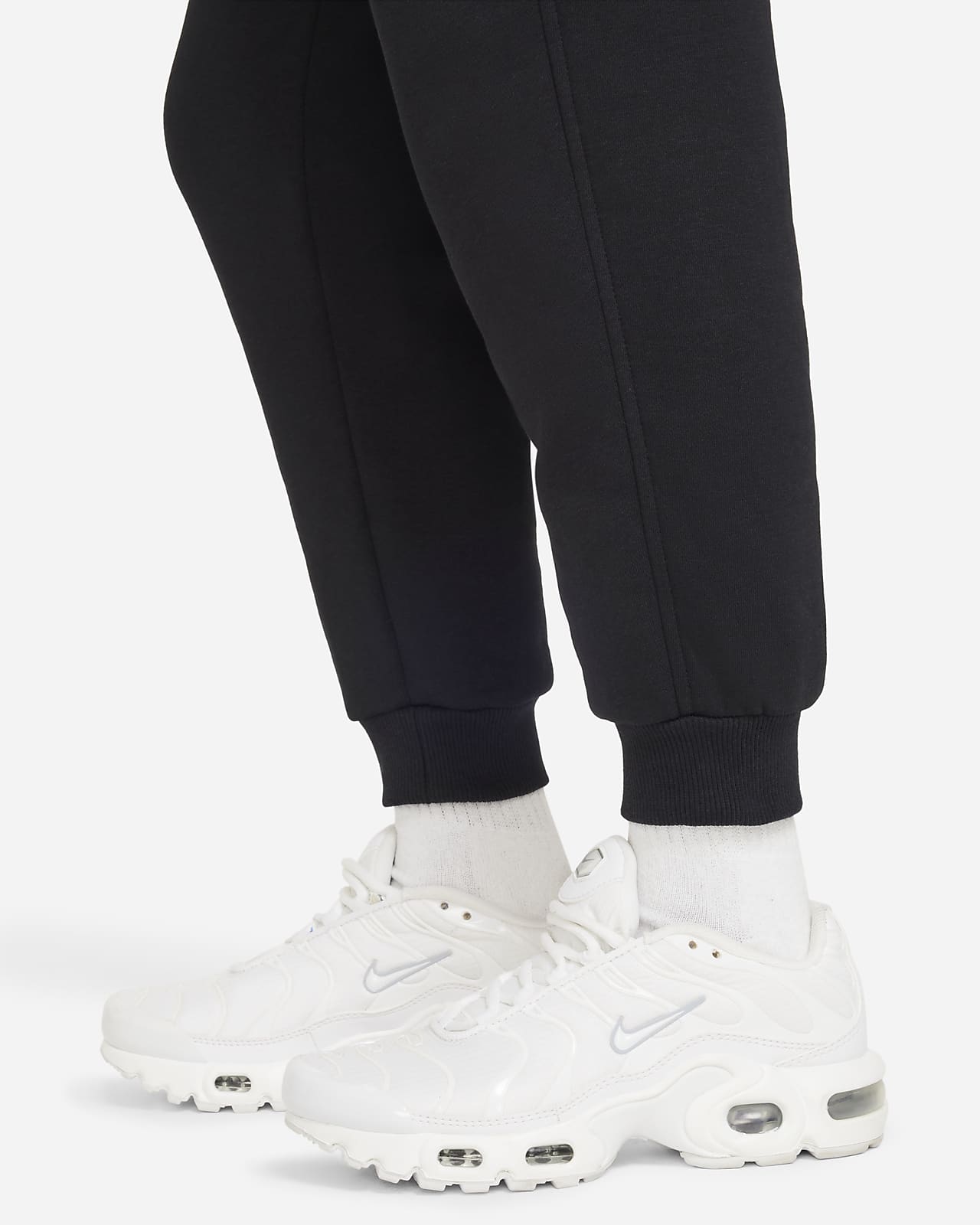 Nike Sportswear Club Fleece Older Kids' Trousers