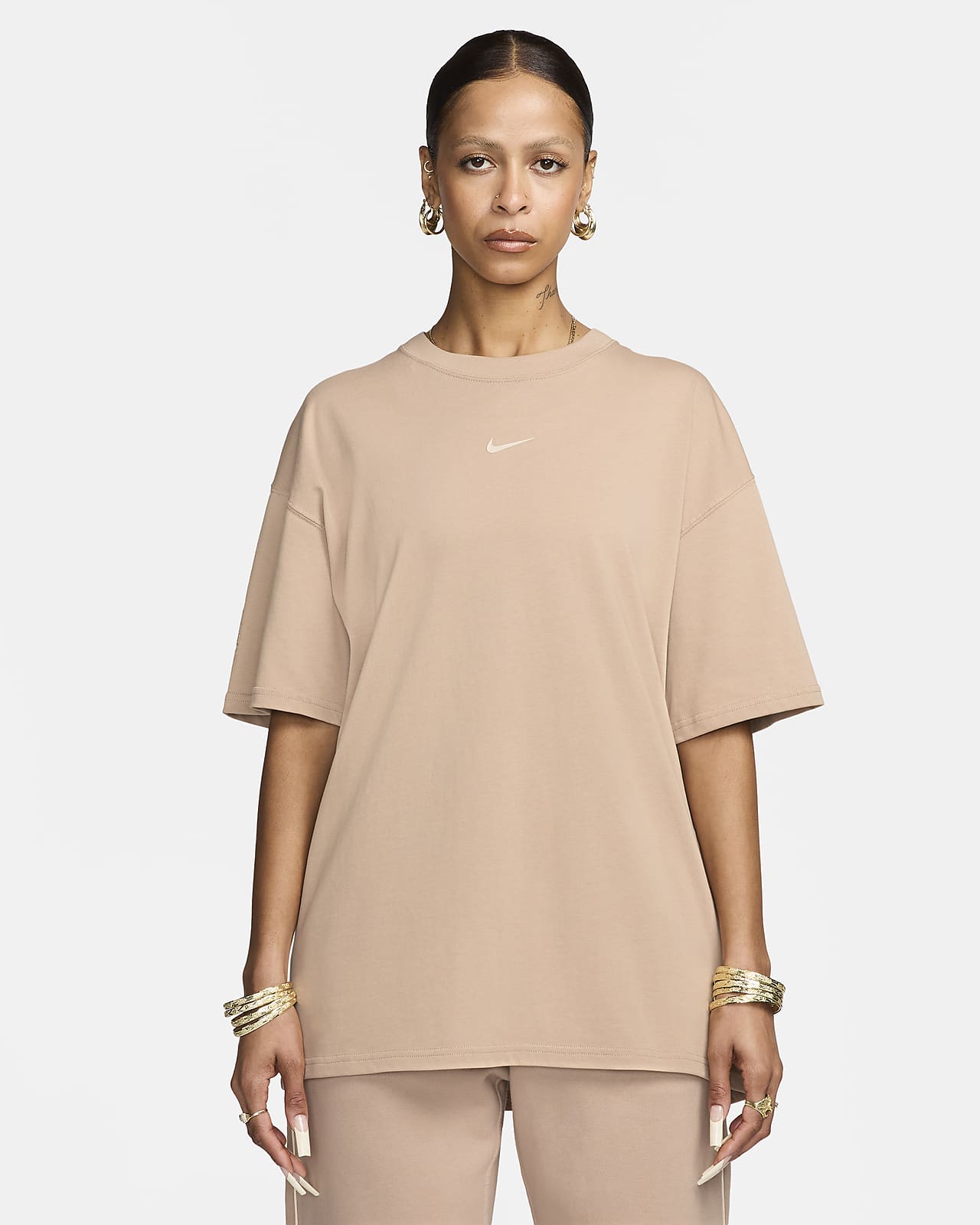 Nike graphic tees hot sale womens