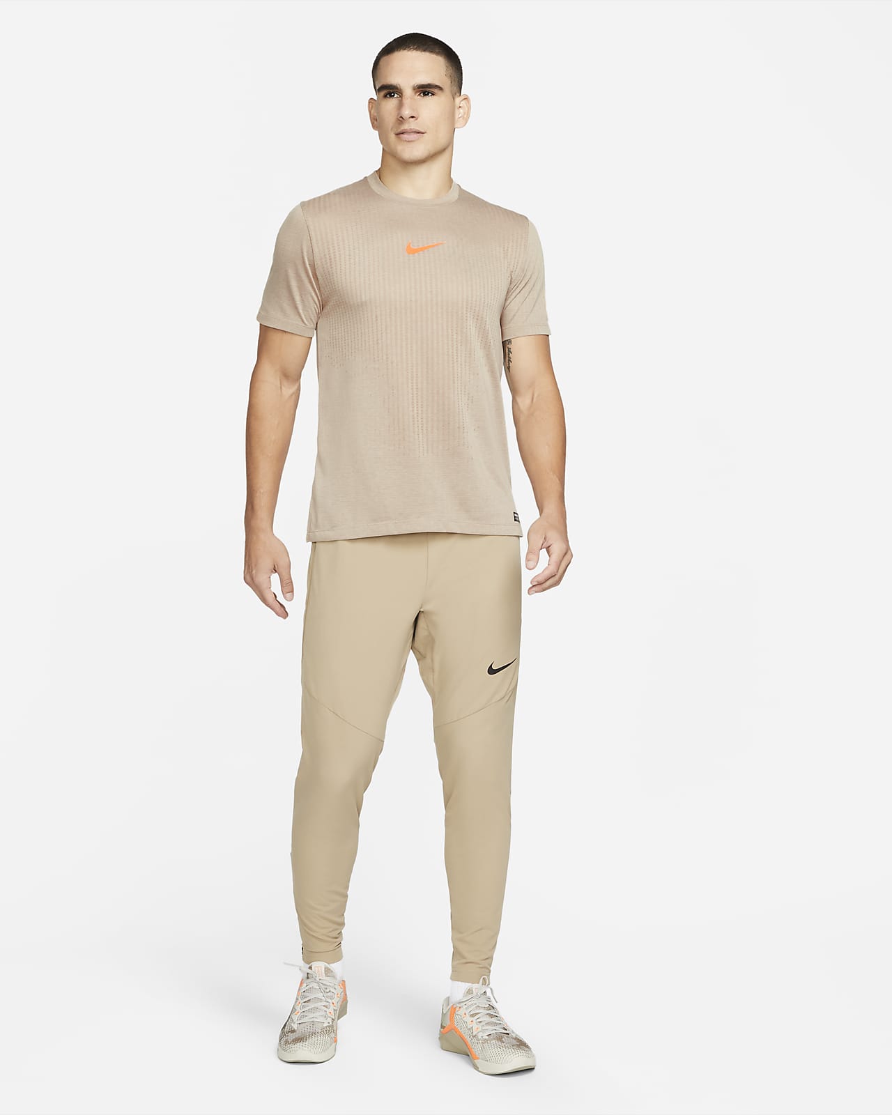 Nike Pro Dri-FIT ADV Kurzarmshirt für Herren. Nike DE