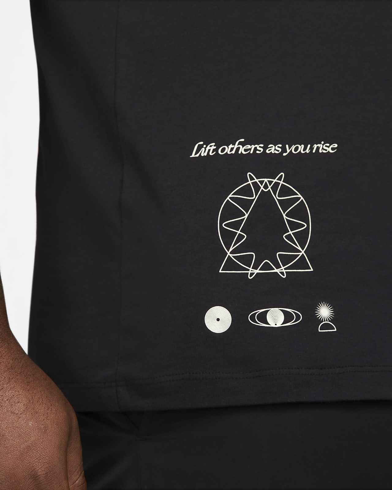 Nike Sportswear Men's TShirt. Nike DK