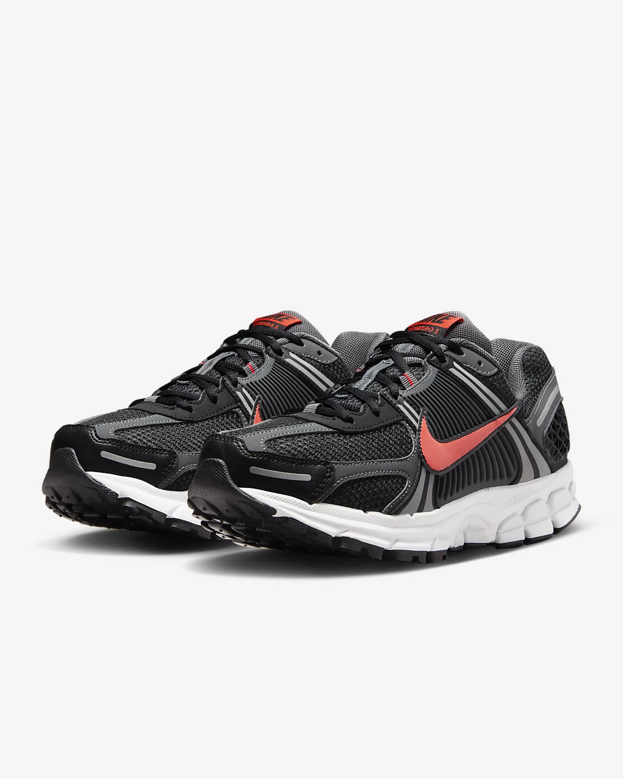 Nike vomero 2024 9 ราคา