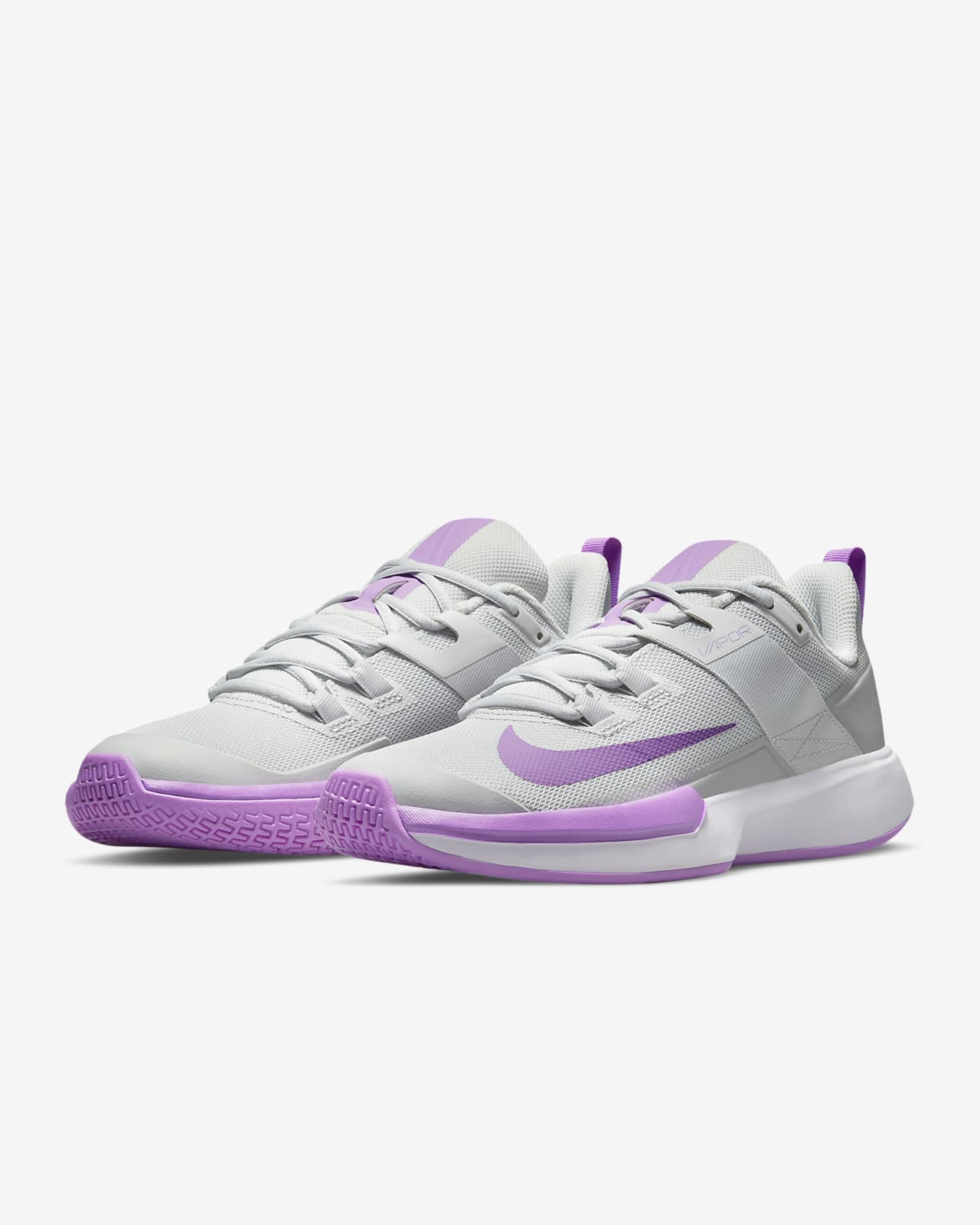 nike women's vapor court tennis shoes