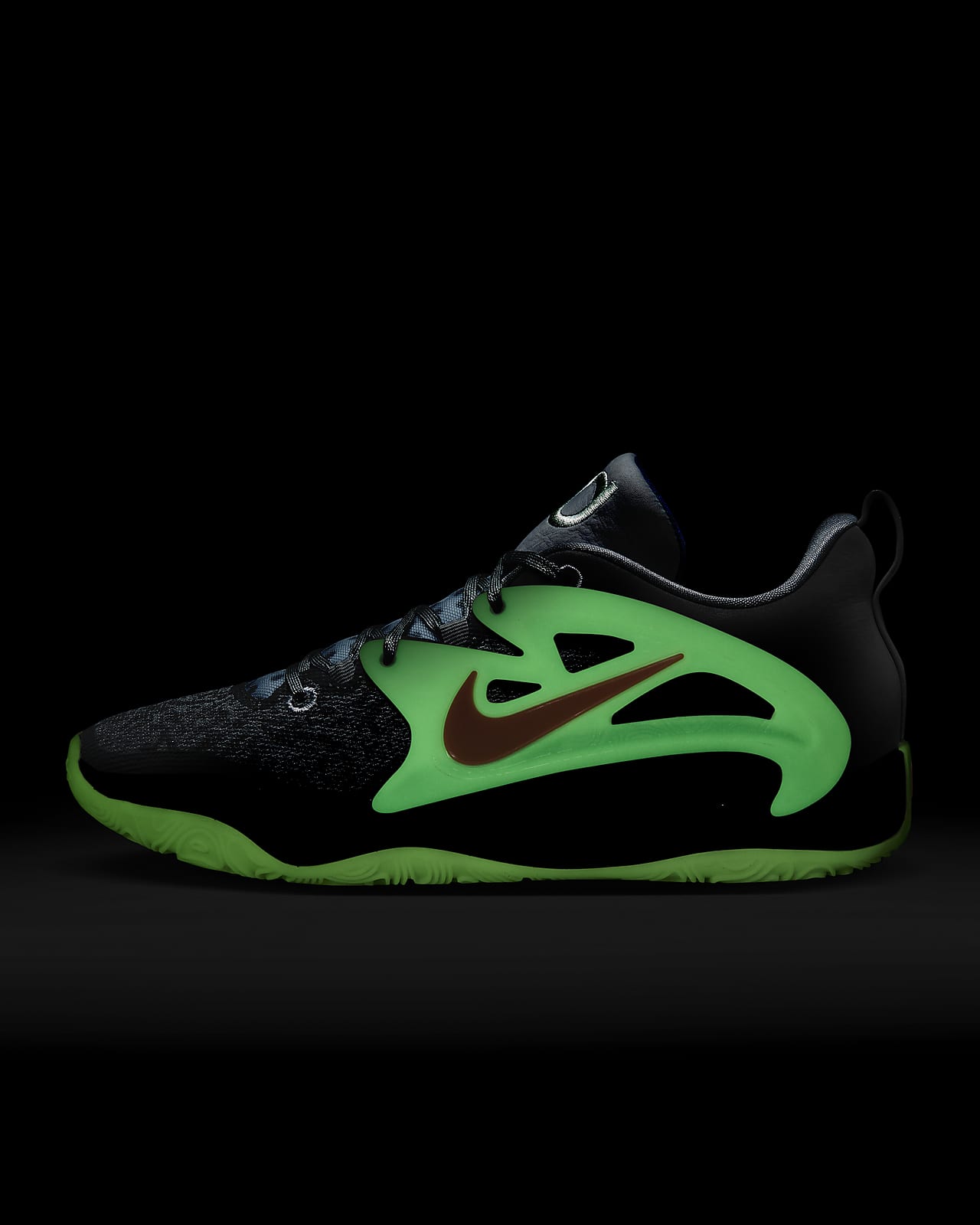 KD15 Basketball Shoes. Nike HU