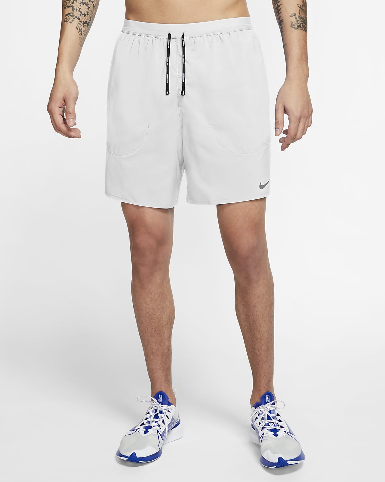 Buy > short blanco nike > in stock