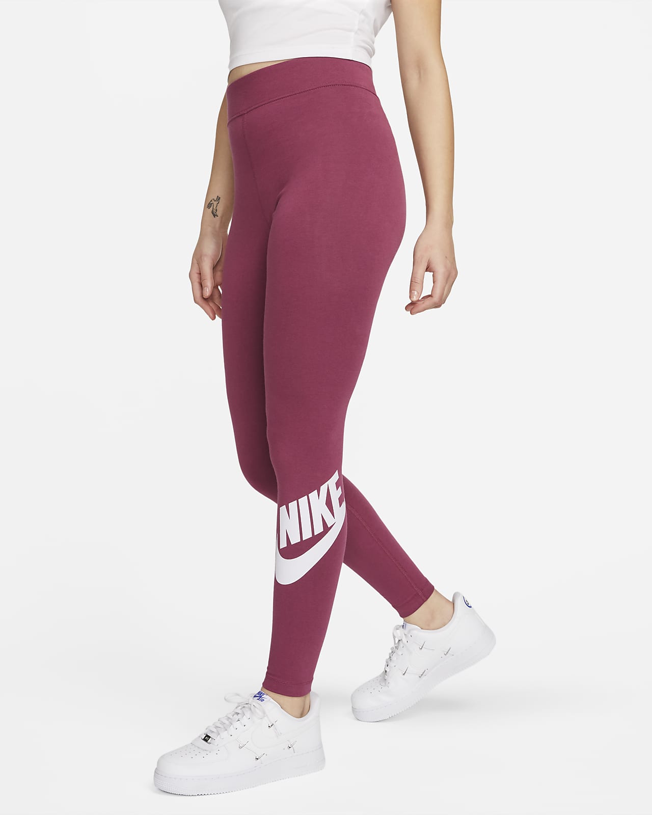 NWT Ladies Nike Leggings, Tight Fit, High Waisted, Full Length, Casual or  Gym