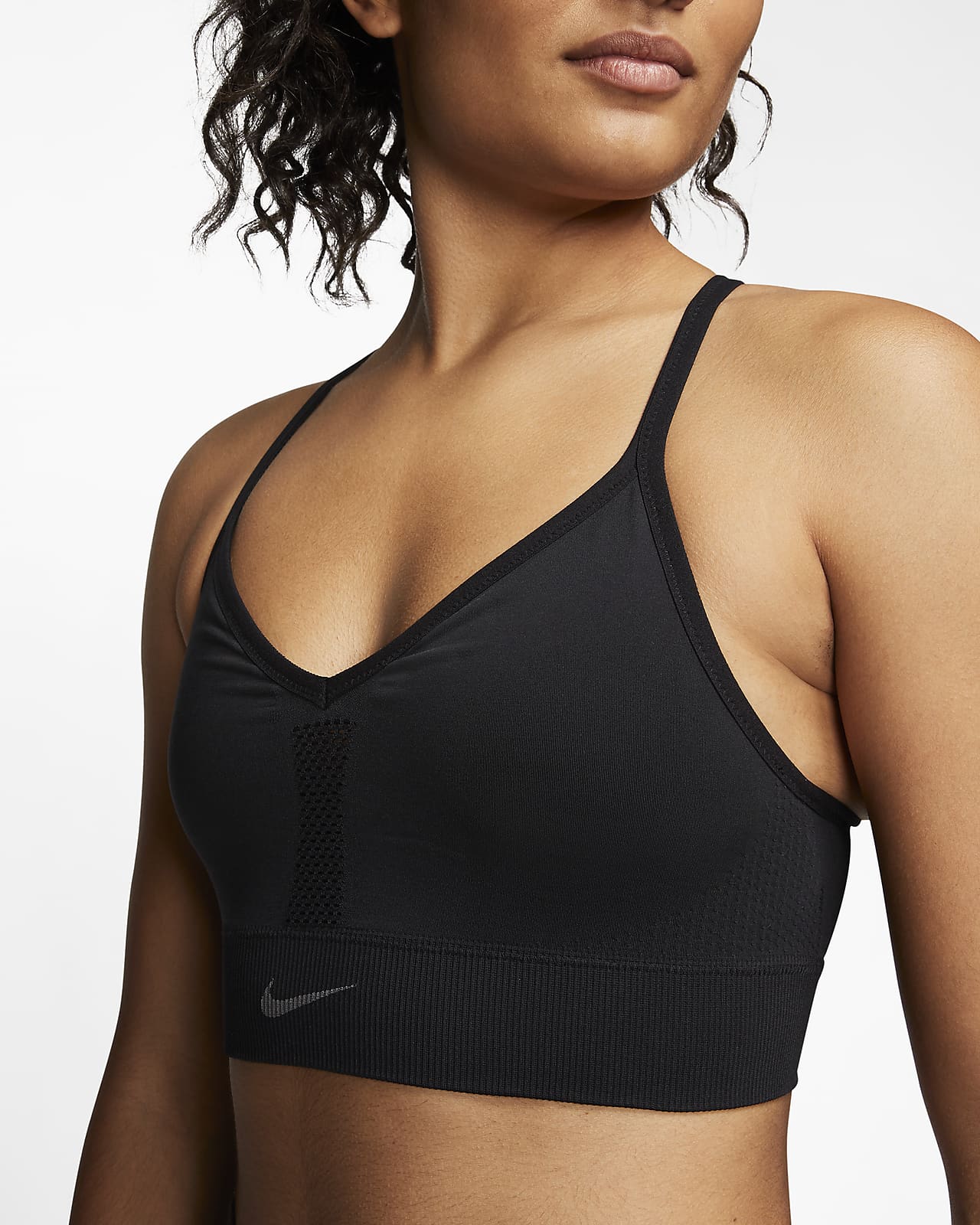 Nike Indy Hafif Destekli Dolgulu Dikissiz Kadin Spor Sutyeni Nike Tr