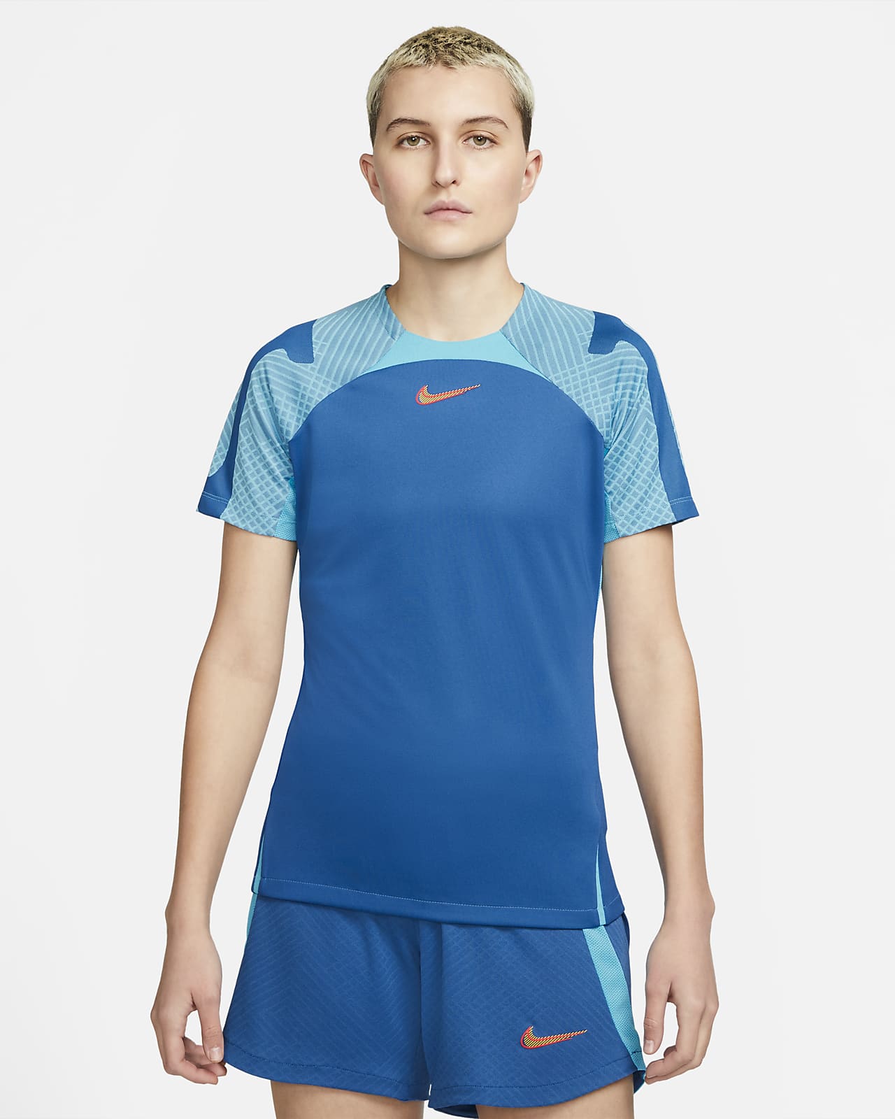 Nike Dri-FIT Strike Women's Football Top. Nike GB