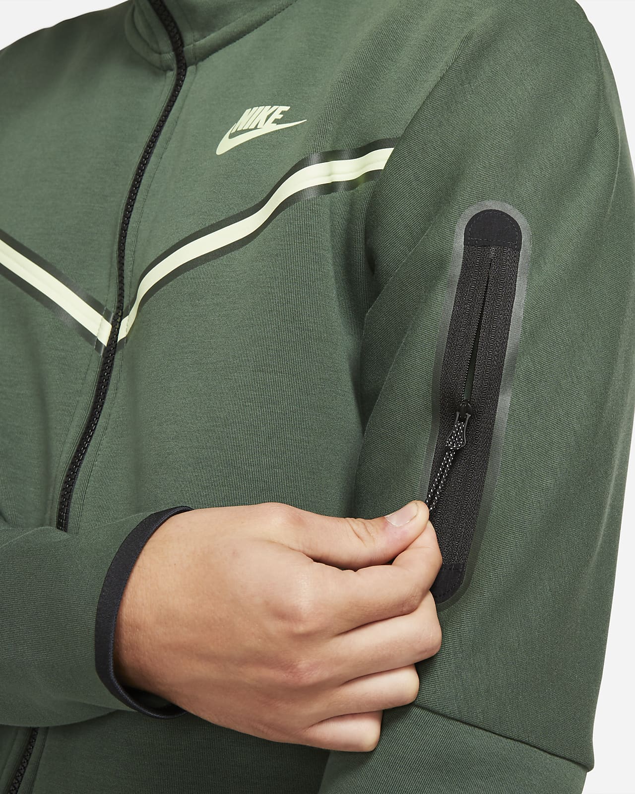 nike sportswear tech fleece green