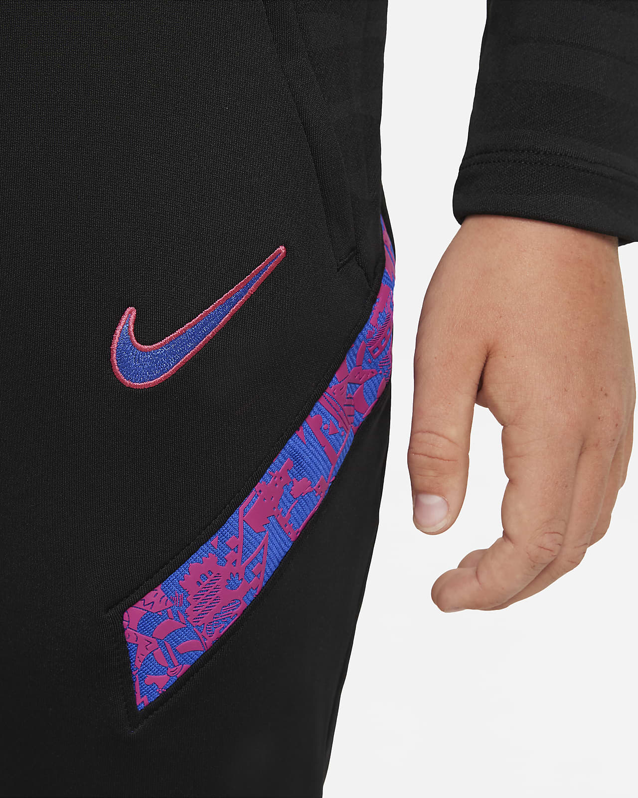 F.C. Barcelona Strike Older Kids' Nike 