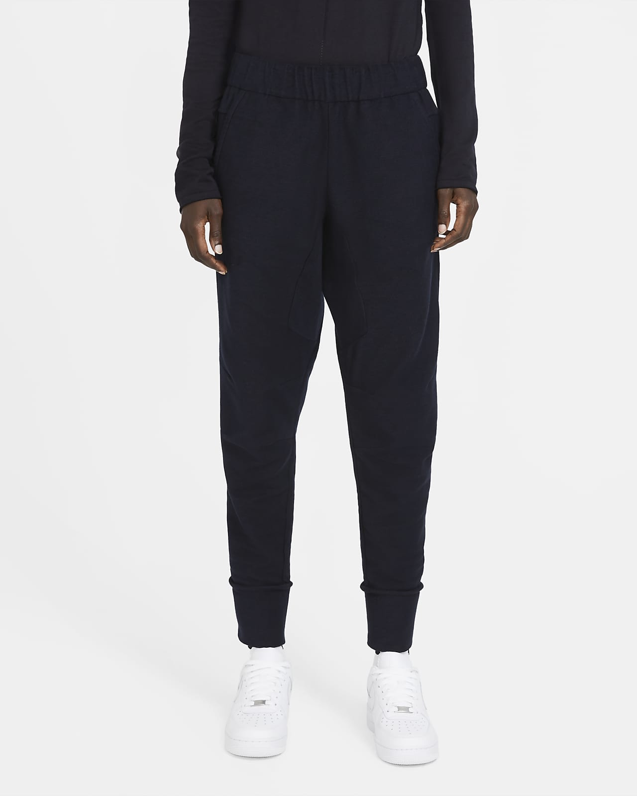 jogger trousers