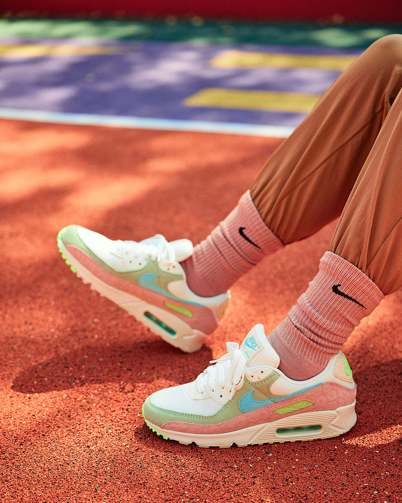 nike women's air max 90 shoes stores
