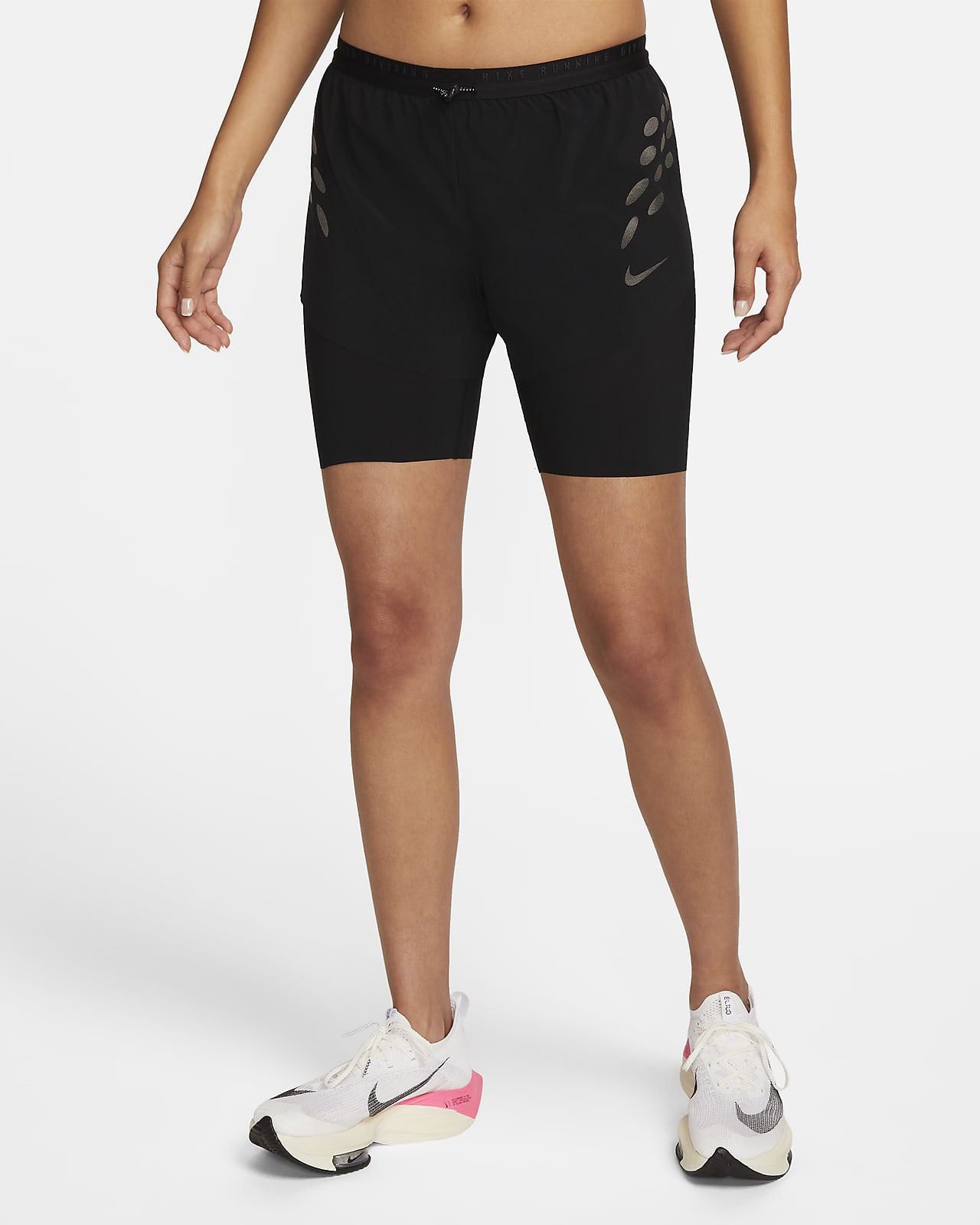 กางเกงวิ่งขาสั้น 2-In-1 ผู้หญิง Nike Dri-FIT Run Division